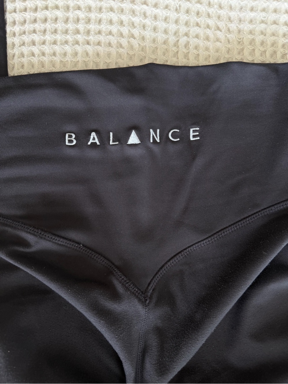 Balance Athletica (Vitality) Matte Black High-Rise Leggings - Picture 2 of 4